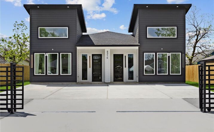 Pictures of Multifamily property located at 6314 Crest St, Houston, TX 77033 for sales - image #1