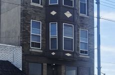 31763698