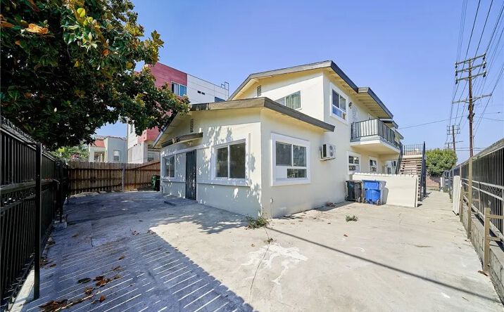 Pictures of Multifamily property located at 1103 S Hobart Boulevard, Los Angeles, CA 90006 for sales - image #1