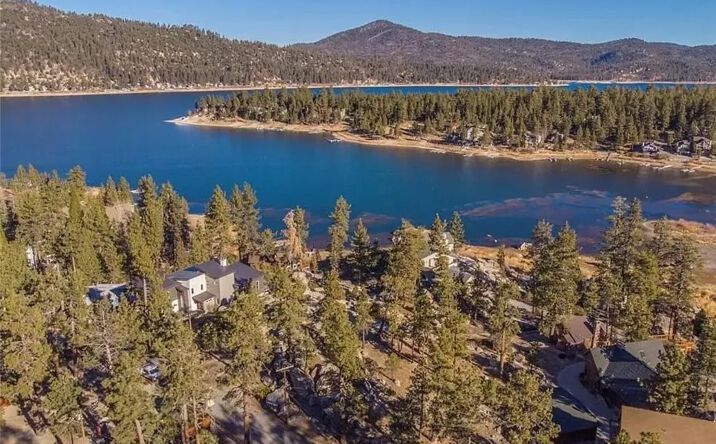 Pictures of Land property located at 831 Cove Drive, Big Bear Lake, CA 92315 for sales - image #1