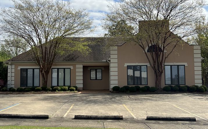 Pictures of Office property located at 4228 Lomac St, Montgomery, AL 36106 for sales - image #1
