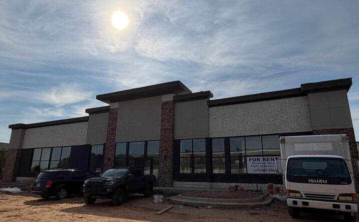 Pictures of Retail property located at 7124 Peachtree Industrial Blvd, Norcross, GA 30071 for sales - image #1