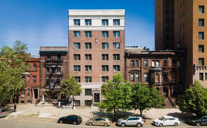 39 Lincoln Park, Newark