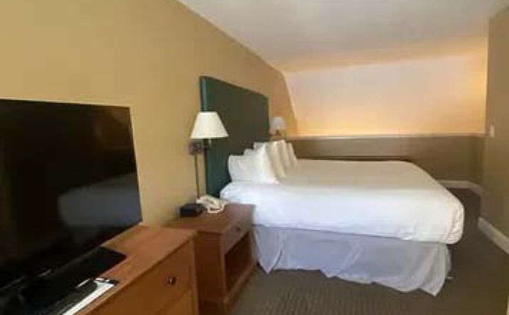 Pictures of Retail, Hospitality property located at 89 Grand Summit Way, Dover, VT 05356 for sales - image #1