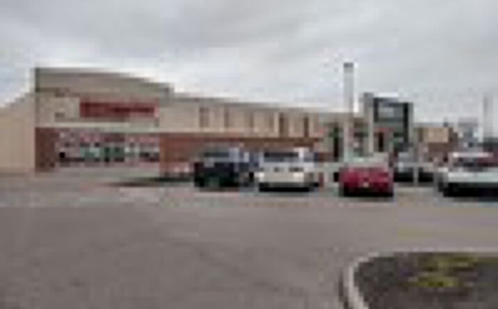 Pictures of Retail property located at 5555 Glenway Avenue, Cincinnati, OH 45238 for sales - image #1