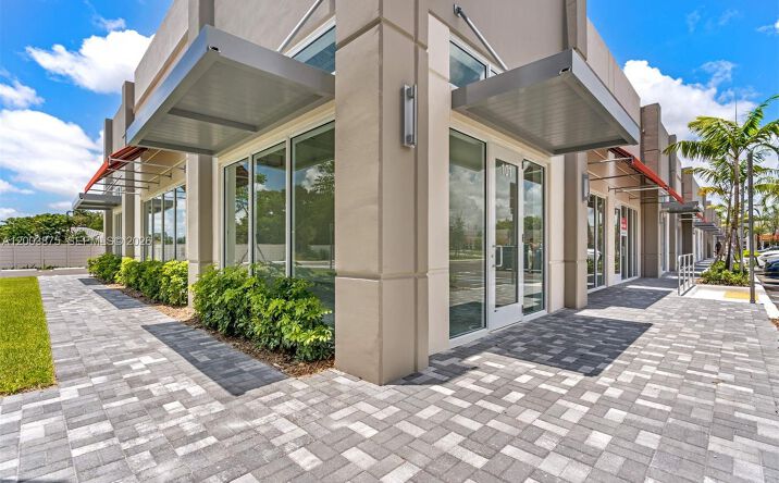 Pictures of Retail property located at 9620 Stirling Rd # 101, Cooper City, FL 33024 for sales - image #1