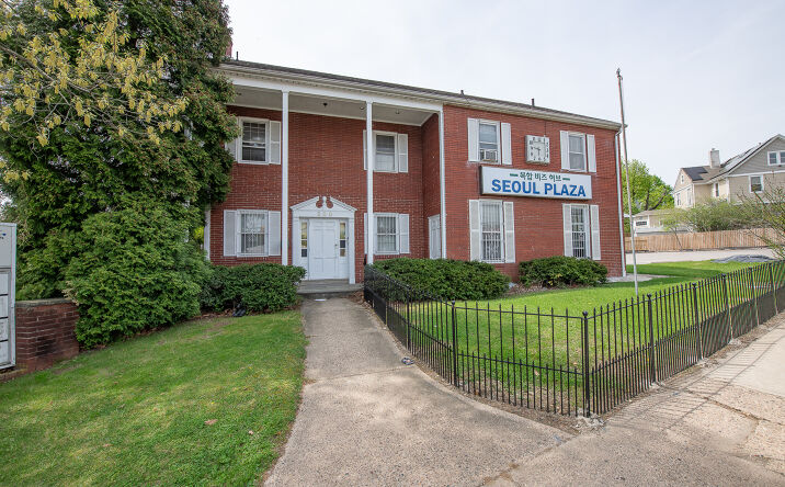 Pictures of Office property located at 500 W Cheltenham Ave, Philadelphia, PA 19126 for sales - image #1