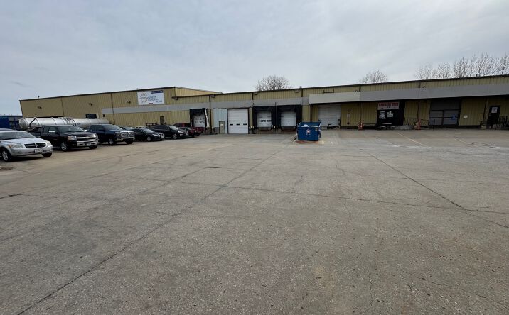 Pictures of Industrial, Office property located at 1811 N Topping Ave, Kansas City, MO 64120 for sales - image #1