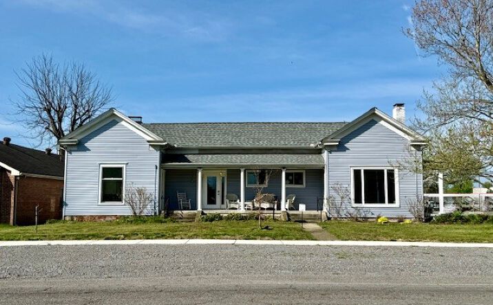 Pictures of Retail, Office, Mixed Use property located at 101 West Blackwell Street, Tullahoma, TN 37388 for sales - image #1