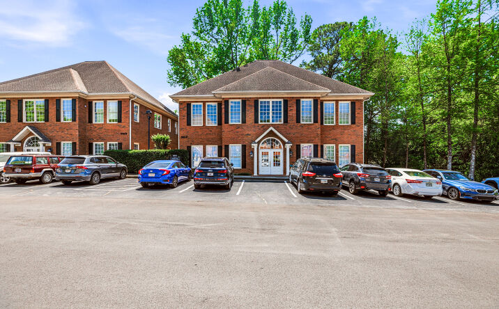 Pictures of Office property located at 501 Johnson Ferry Rd, Marietta, GA 30068 for sales - image #1