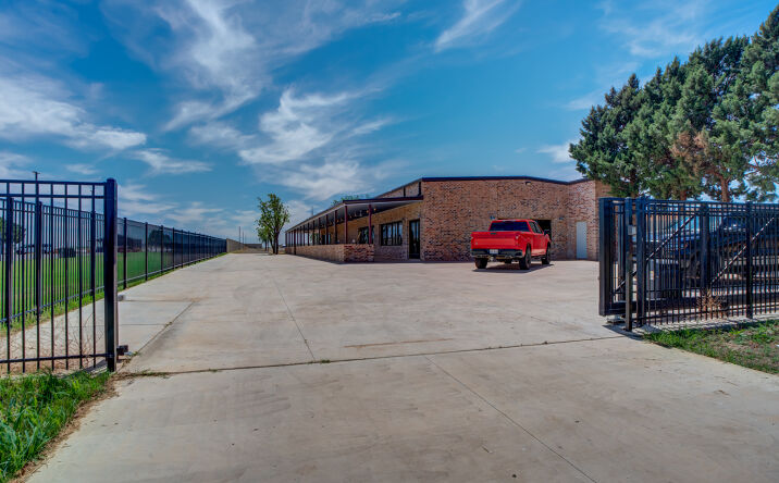 Pictures of Mixed Use, Retail property located at 6201 114th St, Lubbock, TX 79424 for sales - image #1