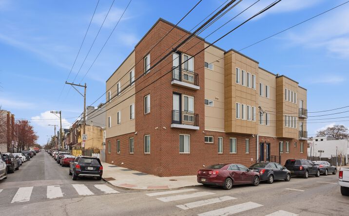 Pictures of Multifamily property located at 121 W Cumberland St, Philadelphia, PA 19133 for sales - image #1