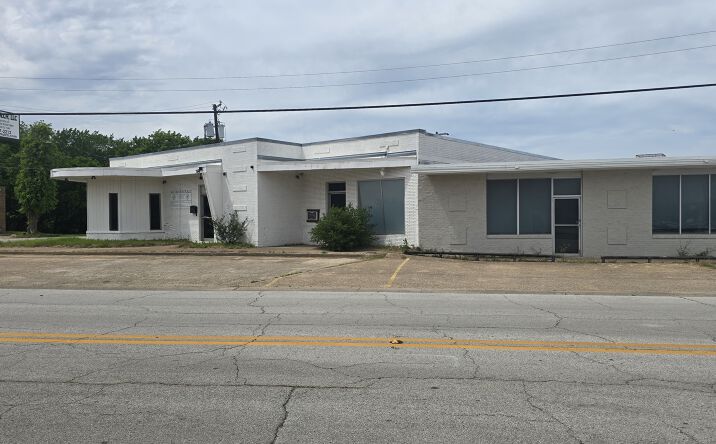 Pictures of Industrial, Land, Mixed Use, Office, Special Purpose property located at 605 Davis Street, Grand Prairie, TX 75050 for sales - image #1