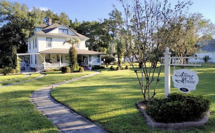 Pictures of Hospitality property located at 215 E French Ave, Orange City, FL 32763 for sales - image #1