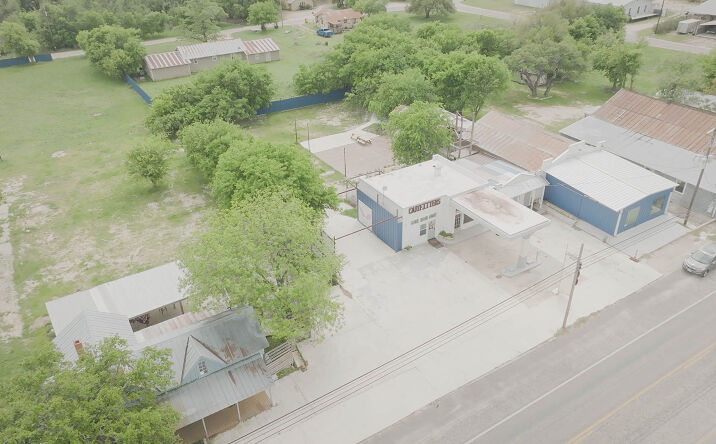 Pictures of Retail property located at 23717 U.S. 290, Harper, TX 78631 for sales - image #1