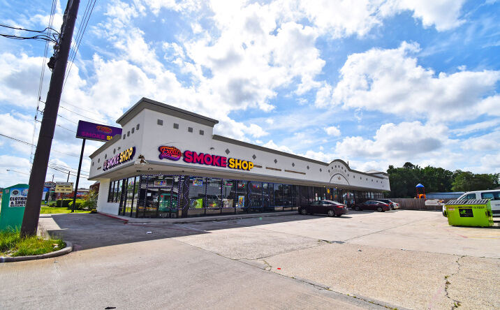 Pictures of Retail property located at 340 Rayford Rd, Spring, TX 77386 for sales - image #1