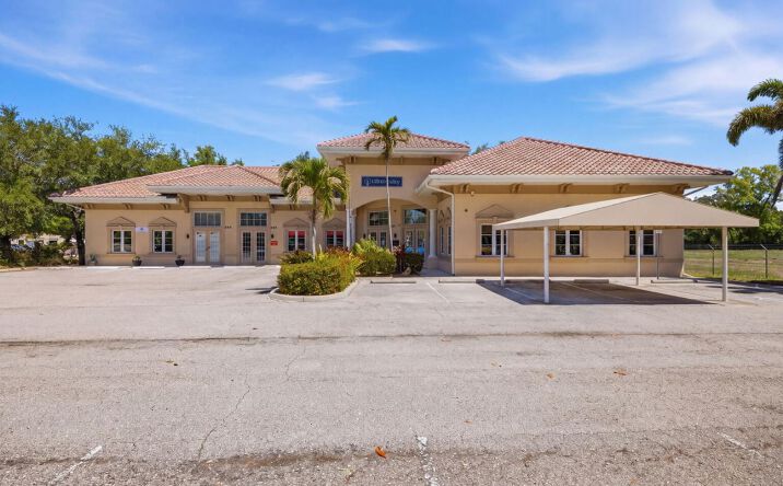 5275 Office Park Boulevard, Bradenton