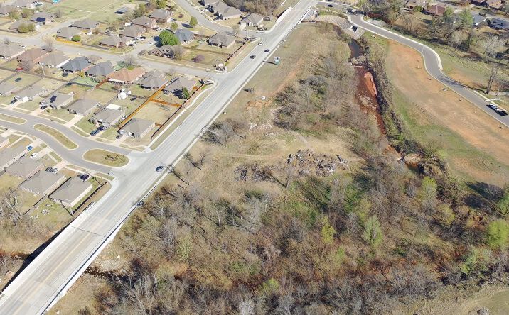 Pictures of Land property located at 2318 South Sara Road, Yukon, OK 73099 for sales - image #1