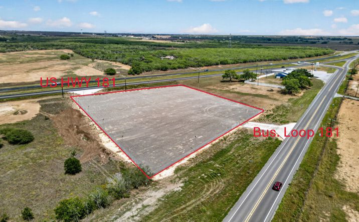 Pictures of Land property located at 614 US HWY 181 S Floresville, TX, Floresville, TX 78114 for sales - image #1