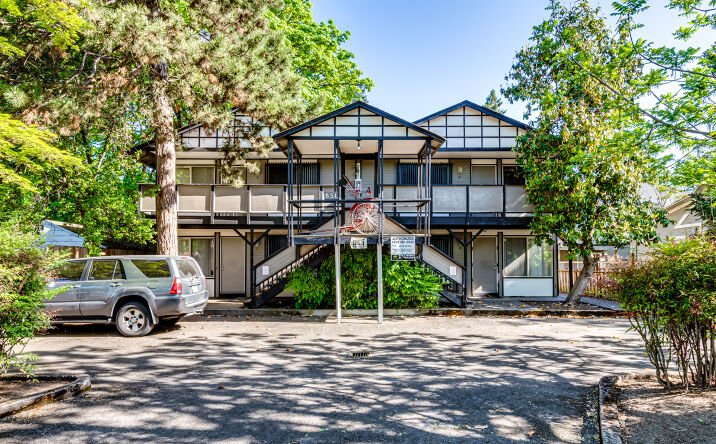 Pictures of Multifamily property located at 851 W 5th Ave, Eugene, OR 97402 for sales - image #1