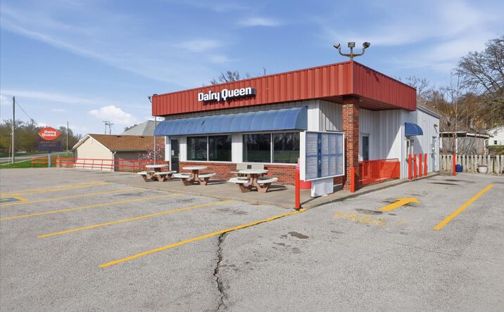 Pictures of Business for Sale property located at 309 US-6, Oakland, IA 51560 for sales - image #1