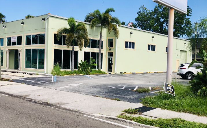 Pictures of Retail, Office, Self Storage property located at 2905 W Kennedy Blvd, Tampa, FL 33609 for sales - image #1