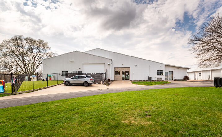 Pictures of Industrial, Mixed Use, Special Purpose property located at 3220 S Kinney Coulee Rd, Onalaska, WI 54650 for sales - image #1