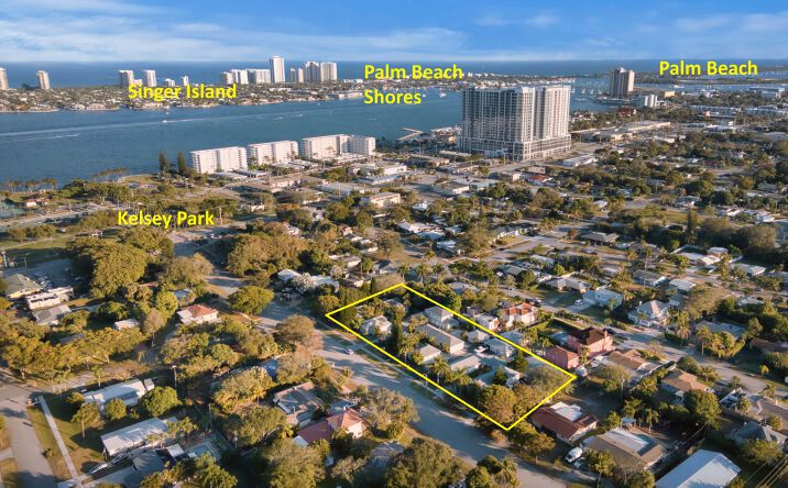 Pictures of Multifamily property located at 200 Park Ave, Lake Park, FL 33403 for sales - image #1