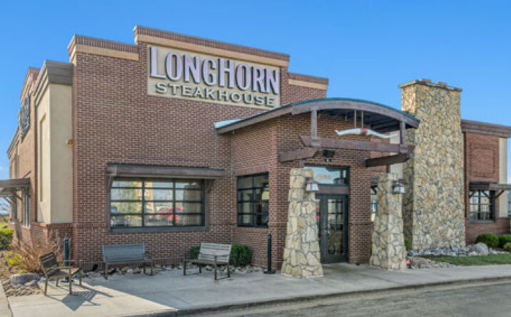 Pictures of Retail property located at 16689 W 119th Street, Olathe, KS 66061-7760 for sales - image #1