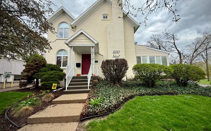 Pictures of Office property located at 600 W Shiawassee St, Lansing, MI 48933 for sales - image #1