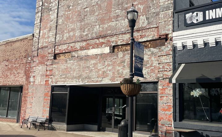 Pictures of Mixed Use, Office, Retail property located at 4 S. Main Street, Inman, Inman, SC 29349 for sales - image #1