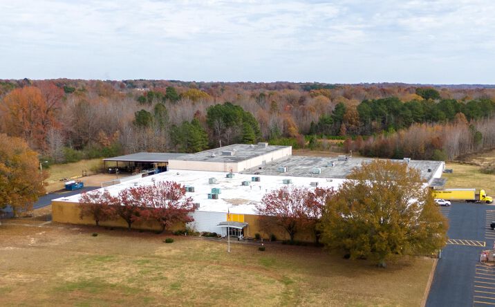 Pictures of Industrial property located at 1731 Mineral Wells Ave, Paris, TN 38242 for sales - image #1