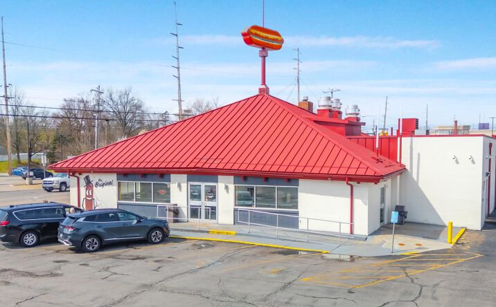 Pictures of Retail property located at 740 West Market Street, Warren, OH 44481 for sales - image #1