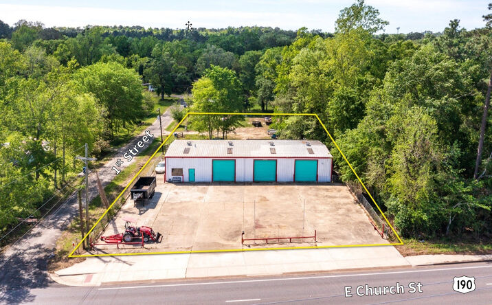 Pictures of Industrial, Office, Retail property located at 910 E Church Street, Livingston, TX 77351 for sales - image #1