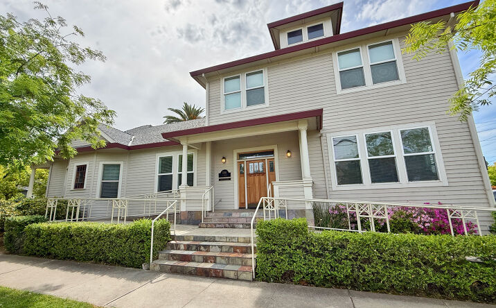 Pictures of Office property located at 590 E St, Lincoln, CA 95648 for sales - image #1