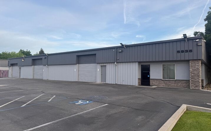 Pictures of Industrial property located at 5935 E Clinton Ave, Fresno, CA 93727 for sales - image #1