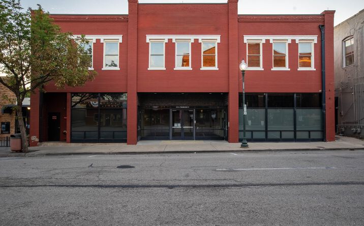 Pictures of Office, Retail property located at 210 N Tennessee St, McKinney, TX 75069 for sales - image #1