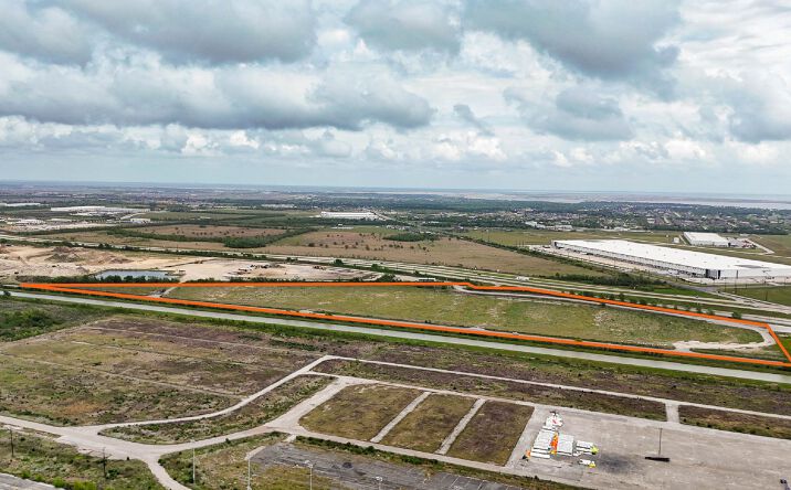 Pictures of Land property located at 0000 FM 565, Baytown, TX 77523 for sales - image #1