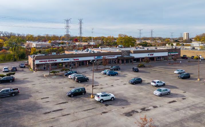 Pictures of Retail property located at 1902-1960 S. Wolf Road, Wheeling, IL 60090 for sales - image #1
