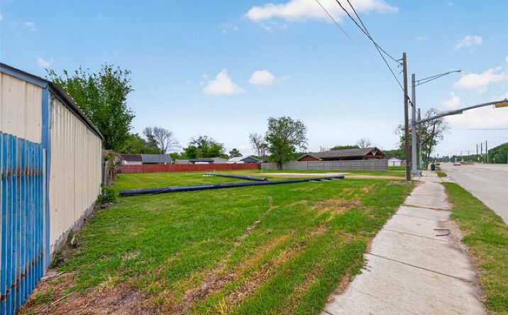 Pictures of Land property located at 11902 Crosby Lynchburg Rd, Crosby, TX 77532 for sales - image #1