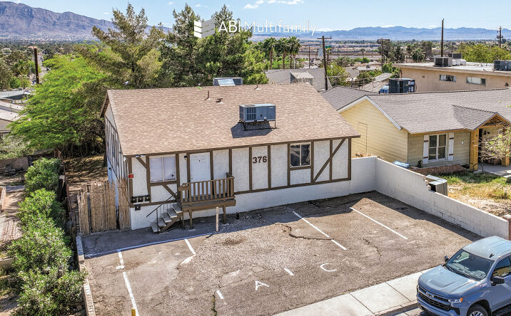 Pictures of Multifamily property located at 376 N 15th St, Las Vegas, NV 89101 for sales - image #1