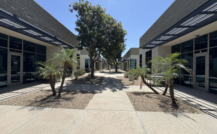 Pictures of Office property located at 5680 W Chandler Blvd, Chandler, AZ 85226 for sales - image #1