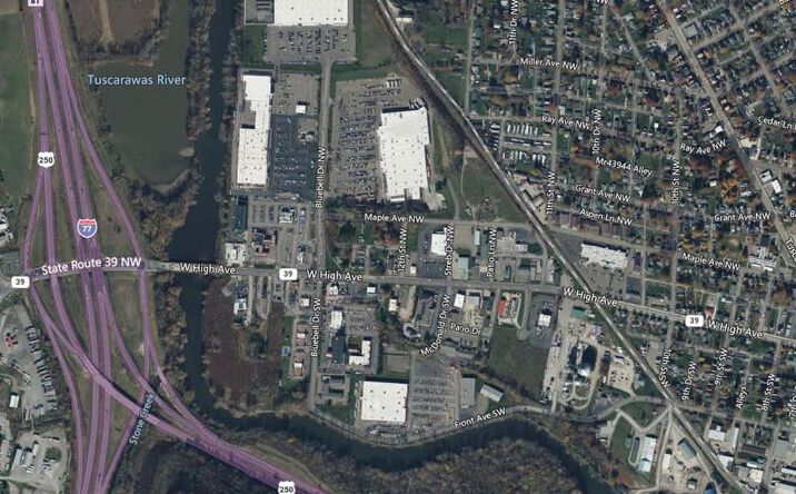 Pictures of Land property located at West High Avenue, New Philadelphia, OH 44663 for sales - image #1