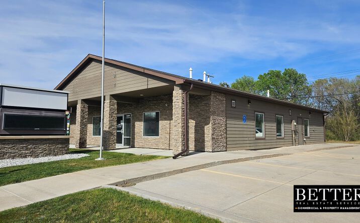 Pictures of Mixed Use, Office, Special Purpose property located at 309 S Lincoln Ave, York, NE 68467 for sales - image #1