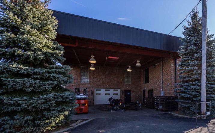 Pictures of Retail, Industrial property located at 23360 Michelle Drive, Bedford Heights, OH 44146 for sales - image #1
