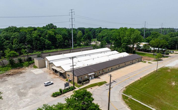 Pictures of Industrial property located at 205 Willis Street, Bedford, OH 44146 for sales - image #1