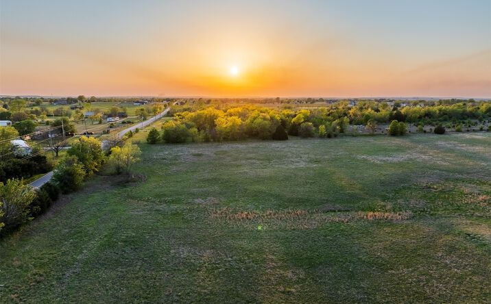 Pictures of Land property located at 6 N Memorial Drive, Owasso, OK 74055 for sales - image #1