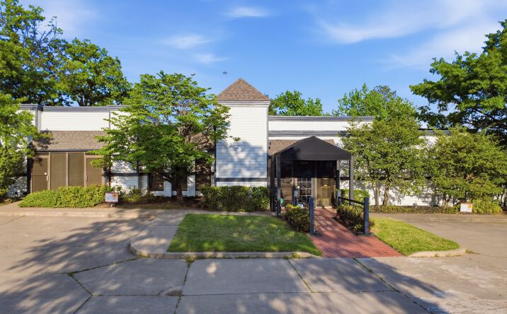Pictures of Mixed Use, Office property located at 6915 S Canton Avenue, Tulsa, OK 74136 for sales - image #1