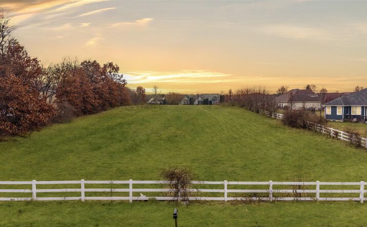Pictures of Land property located at 8401 E 101st Avenue, Crown Point, IN 46307 for sales - image #1