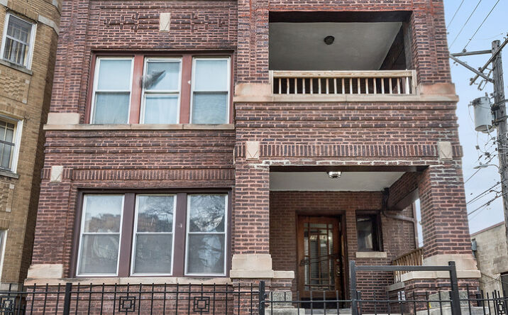 Pictures of Multifamily property located at 7914 S Champlain Avenue, Chicago, IL 60619 for sales - image #1